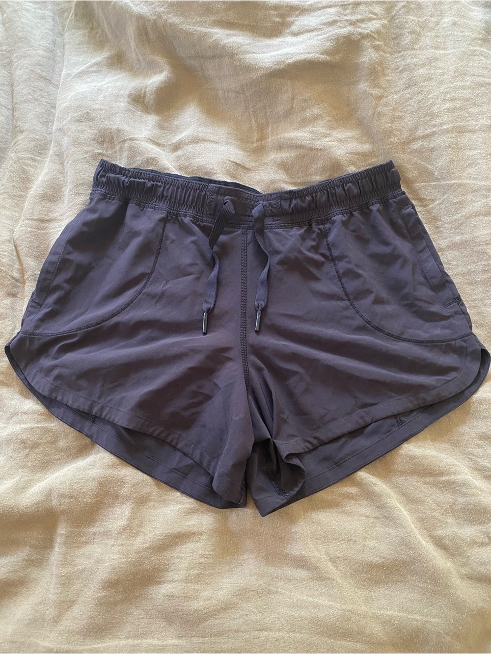 Lululemon Women's Drawstring Athletic Shorts in Black